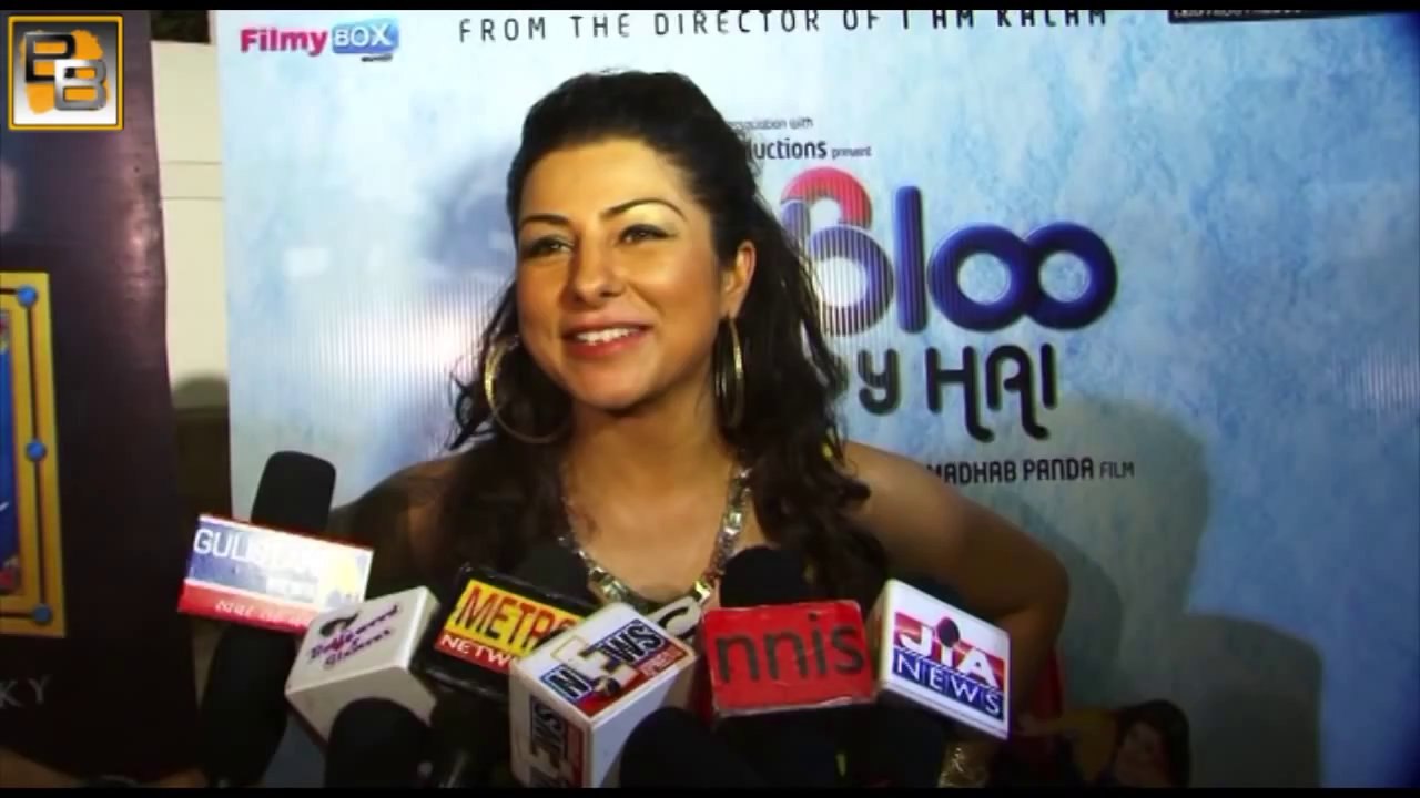 Hard Kaur Caught VULGAR & DRUNK at a Media Event