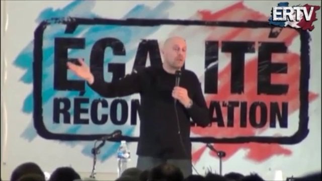 Soral: « Dieudonné s'habille en clown et Nabe est insignifiant.»