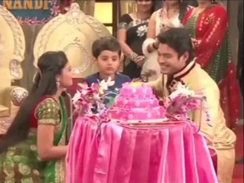 Balika Vadhu: Shiv-Anandi celebrate first marriage anniversary