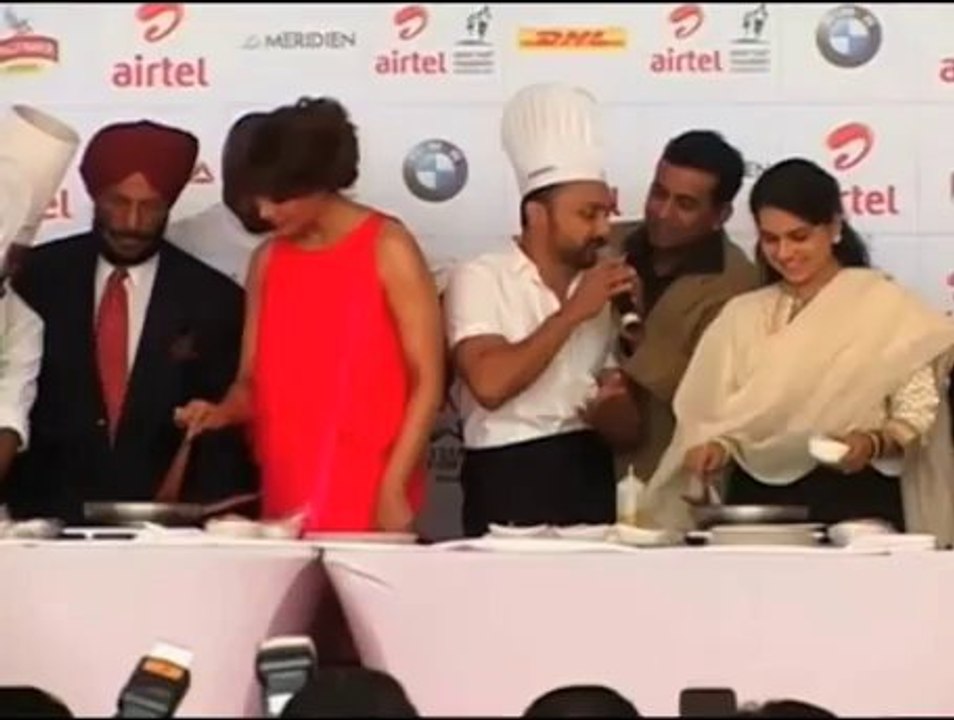 Celebrities at Delhi half marathon