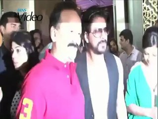 Shah Rukh loves Hrithik John for fitness