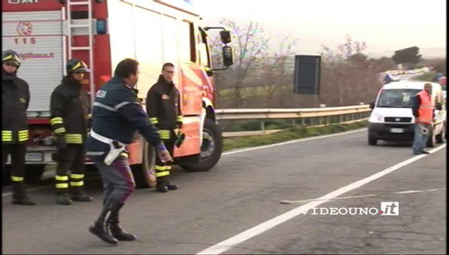 Matera - Incidente stradale sulla Statale 7: un morto e due feriti
