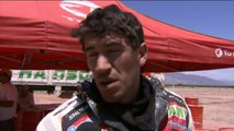 Sainz aprieta y lidera coches, Barreda sufre y Despres naufraga en el Dakar