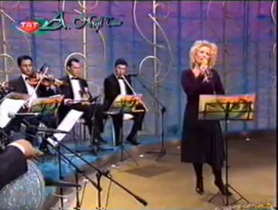 Eliz AVAROĞLU-Cihan leyl ü nehâr ağlar benim'çün