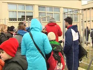 Παγωμένη η πισίνα του ΤΕΙ