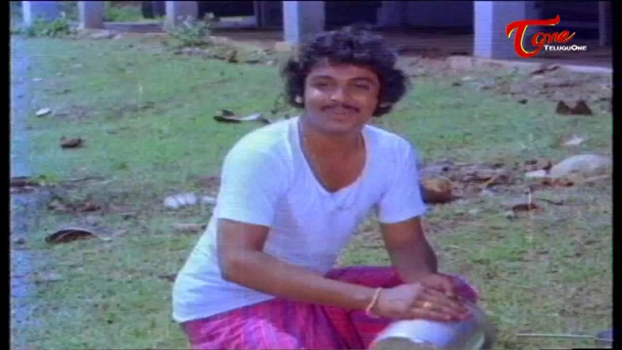 Rendu Jella Seetha Comedy Scene Roommates Fighting To Impress A Girl