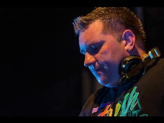 Partyraiser, SRB  The Vizitor Ft MC Syco   Dutchcore Alstublieft!