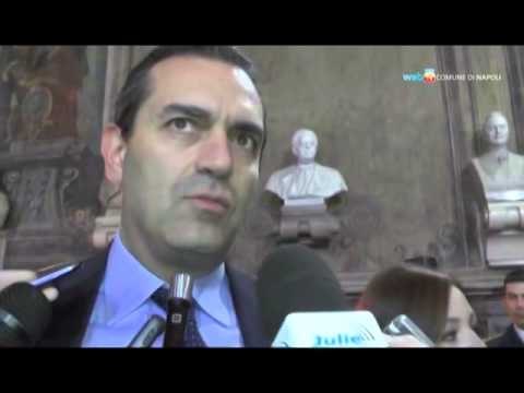 Napoli - De Magistris sempre al fianco dei lavoratori del San Carlo (25.01.14)