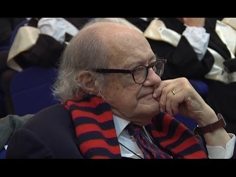 Napoli - Suor Orsola, laurea honoris causa a Ugo Gregoretti (16.01.14)