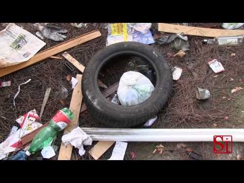 Napoli - Il flop della raccolta differenziata (31.12.13)