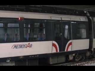 Napoli - Il "bidone" dei treni Metrostar, al via indagine (30.12.13)