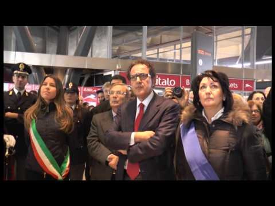 Napoli - Alla stazione il ricordo delle vittime...