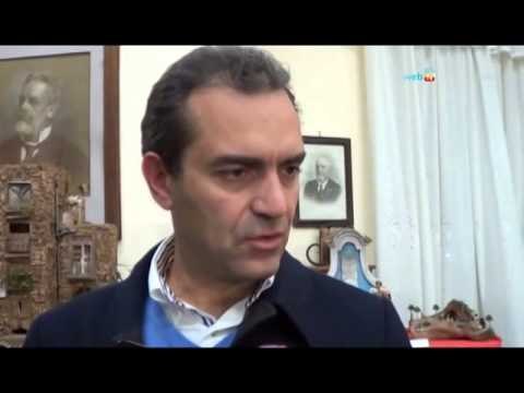 De Magistris - Chi incendia i cassonetti dei rifiuti non ama Napoli (14.12.13)