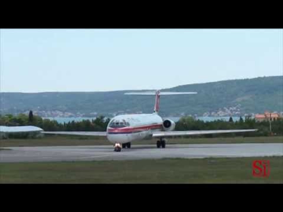 Napoli - Nuovi voli Meridiana da Capodichino -1-  (13.12.13)