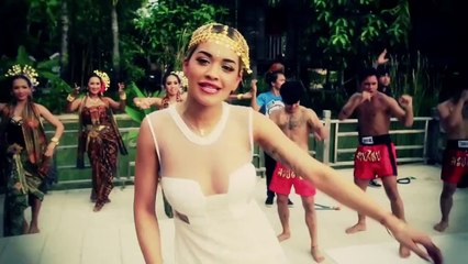 Snoop Lion feat Rita Ora "Torn Apart"