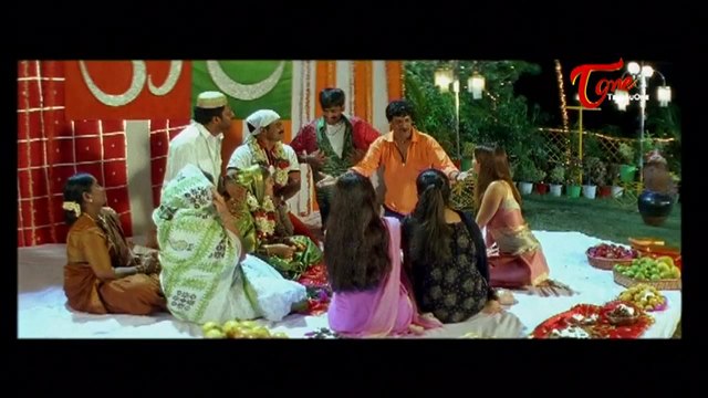 Ravi Teja Teases Brahmaji In A Lady Getup || Khadgham Movie Comedy Scenes