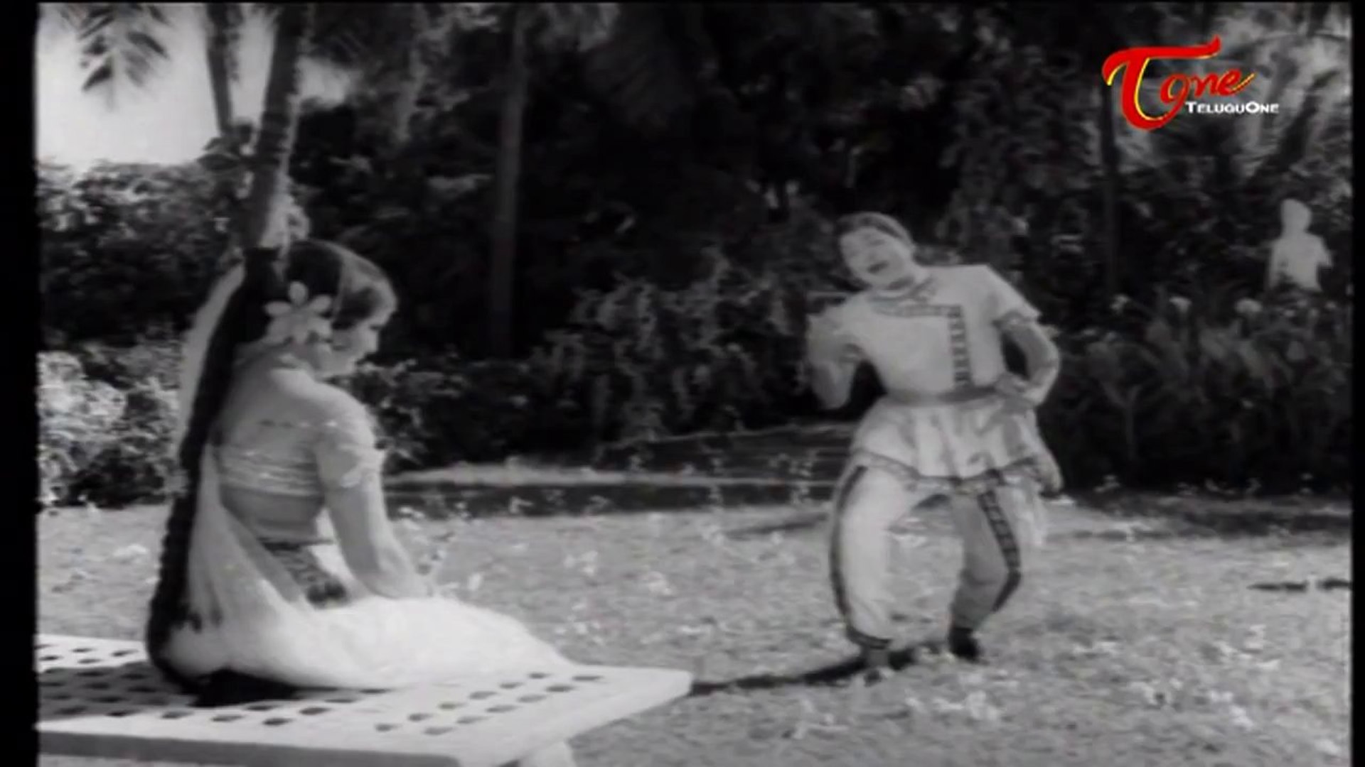 Jatakaratna Midathambotlu | Telugu Songs | Chinnari Raani | Lata | Bharani Kumar
