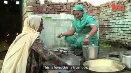 Adriana Peral from USA at 41 met Mukesh Kumar 25 from india