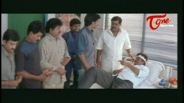 Nuvvu Vastavani Comedy | Scene Between Kota Srinivasa Rao | Sudhakar In Hospital