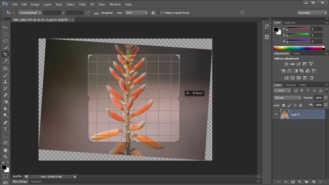 Photoshop CS6: The All New Crop Tool - Tutorial
