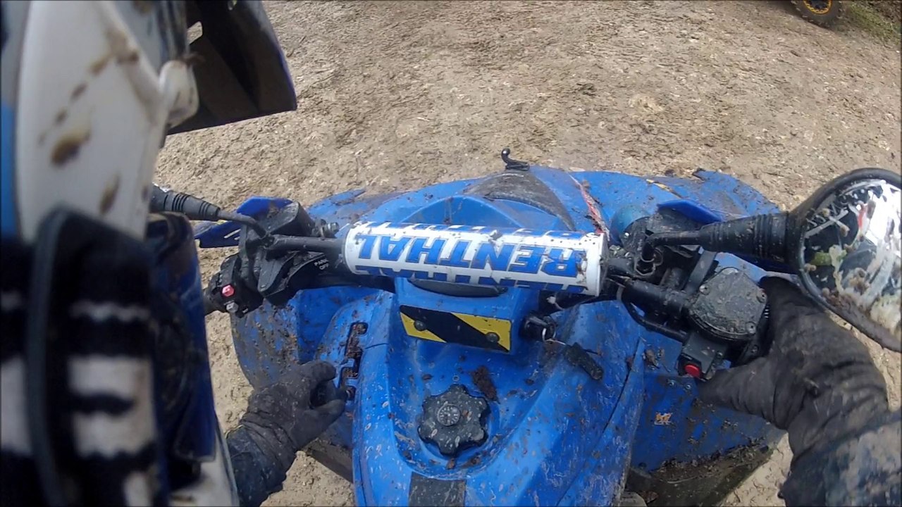 cf moto dans la vague