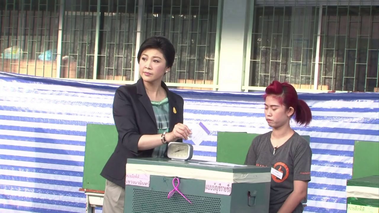 PM Yingluck Shinawatra votes in Thai election