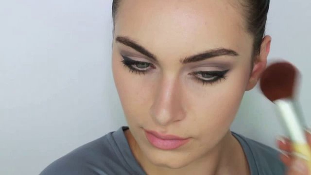 Lana Del Rey Makeup Tutorial | RubyGolani