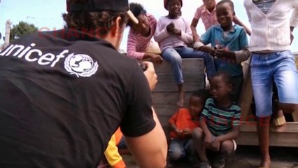 Orlando Bloom podría verse con Nora Arnezeder