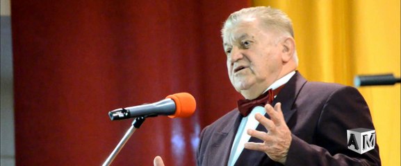 Actorul Dorel Vişan recitând "Umbra lui Istrate Dabija-voievod"