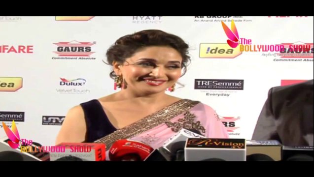 Seductive Madhuri Dixit Gives Hot Poses - CHECK OUT