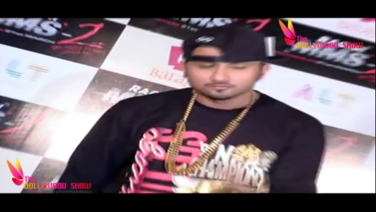 Chaar Bottle Vodka | Ragini MMS 2 | Yo Yo Honey Singh & Sunny Leone