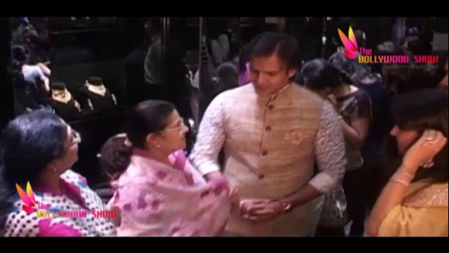 Vivek Oberoi at Inauguration Of Gehna Jewellery Store