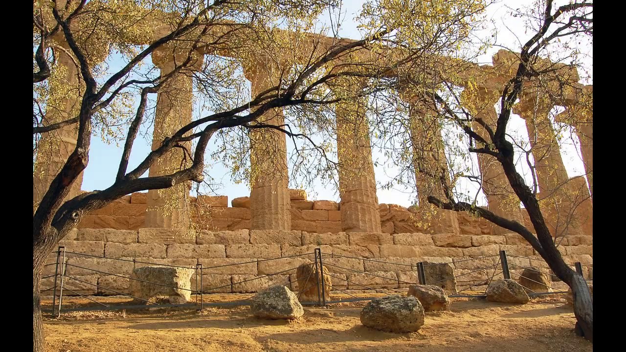 Sicily - Sicile. Mount Etna, Greek, Roman, Norman and Baroque art