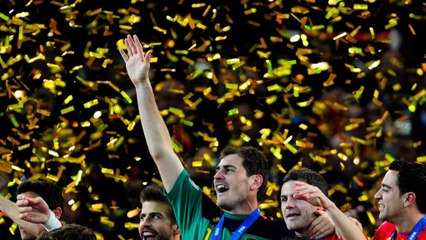 Tributes pour in for ex-Spain coach Aragones