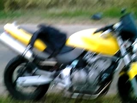 Moto 600 Hornet