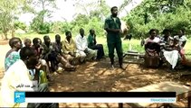 على هذه الأرض - أوغندا: حيوانات الشمبانزي وفخاخ الصيادين