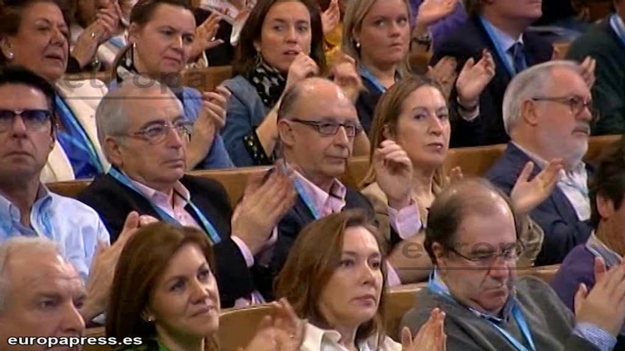 Rajoy, a Rubalcaba: "O te callas o reconoces el mérito"