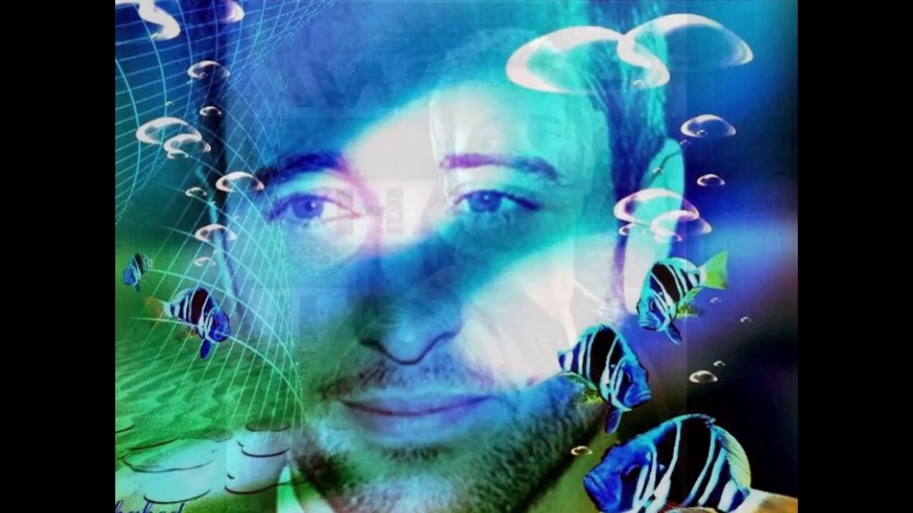 Alex O'loughlin - A Million Miles Away