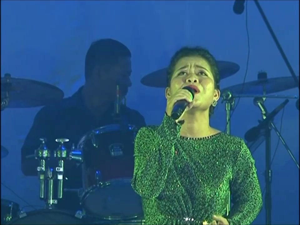 Bão Tình - Thái Trân