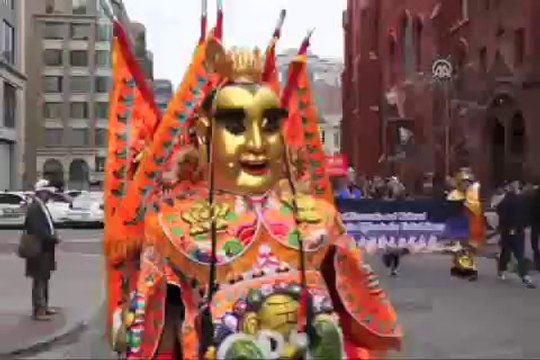 Çin Yeni Yıl etkinliğinde renkli görüntüler