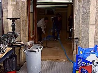 В Европе – снегопады и 8-метровые волны