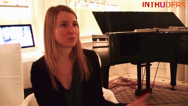 Clara Moto from jazz/baroque/opera to electronic'n'hip-hop influences