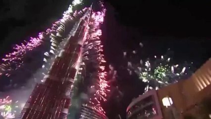 دبي تطلق 400 ألف مقذوفة احتفالاً بالعام الجديد