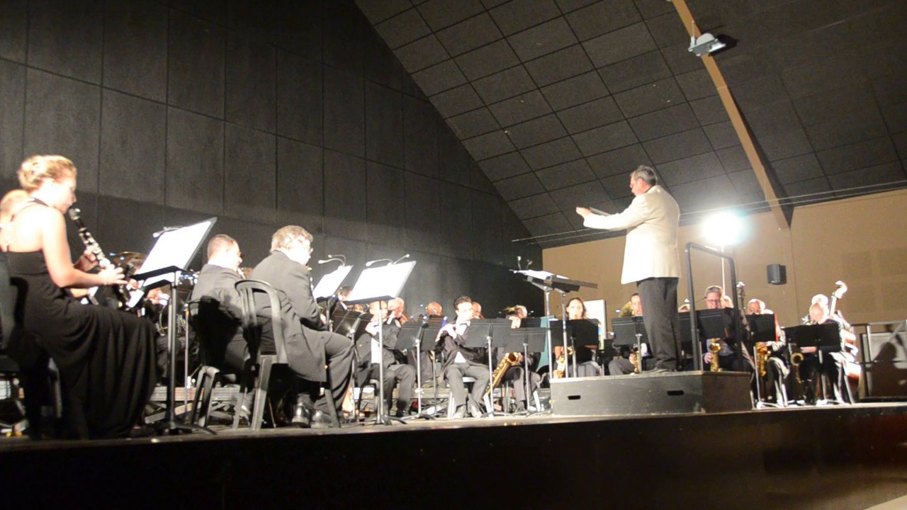 Cancan par l'Orchestre de l'Harmonie de Nissan 28-09-2013 concert des vendanges