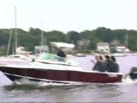 Les traqueurs de fantômes [VFQ] - S01E04 - Le phare de Race Rock