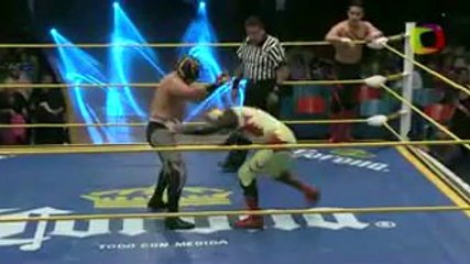 Bengala & Leono vs Apocalipsis & Inquisidor