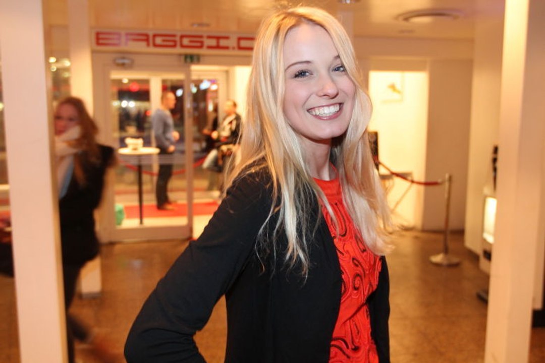 UNICUTT.TV: Oberbürgermeister Stefan Schostok Danksagung Baggi Osho Hannover 3.2.2014