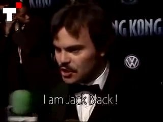 Jack Black hablando en  Espanol
