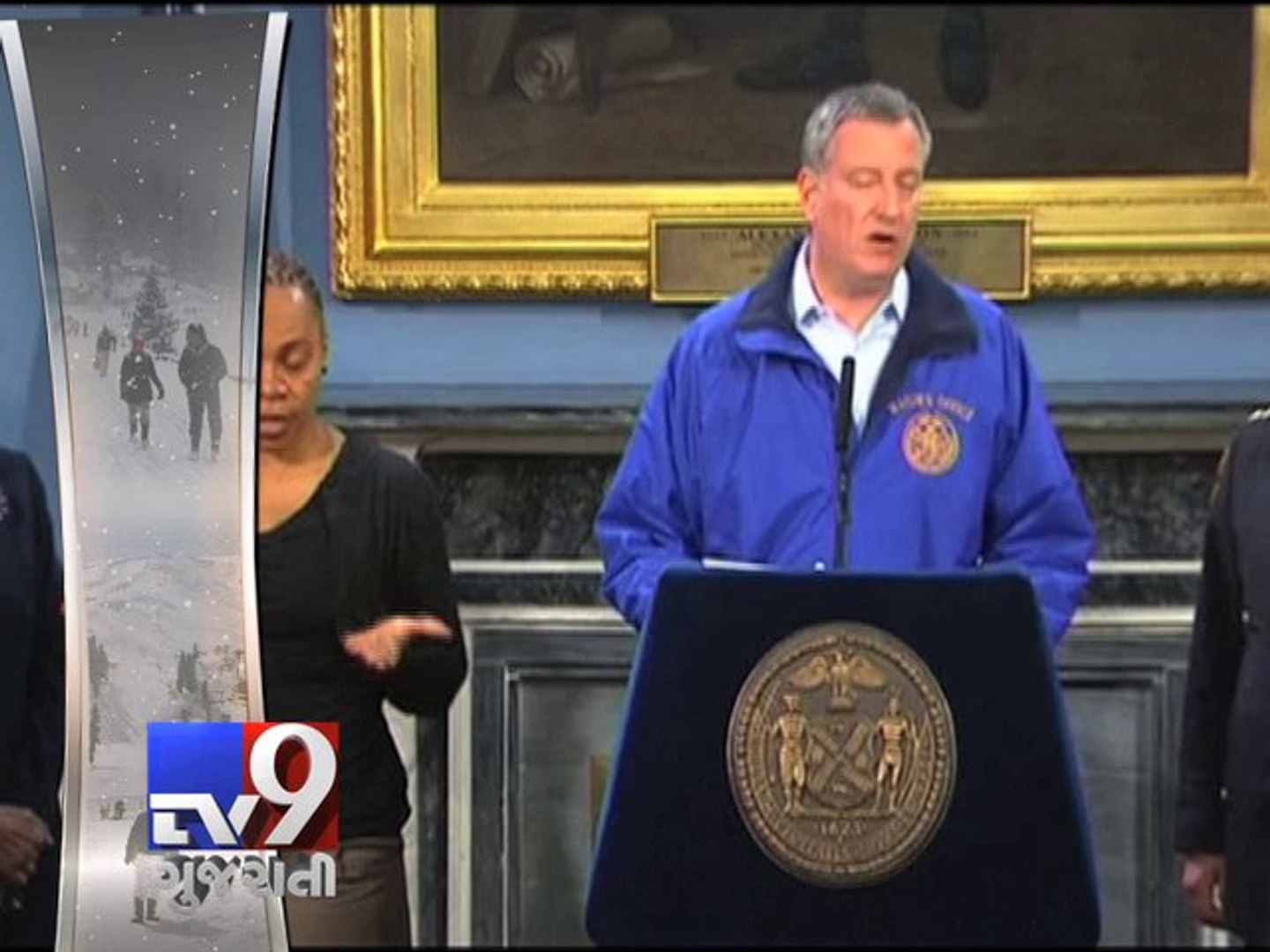 ⁣Snowfall in eastern USA snarls travel - Tv9 Gujarati