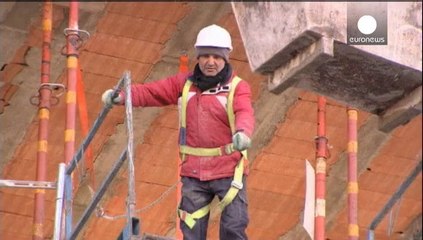 Spain's jobless total rises in January but increase is smaller